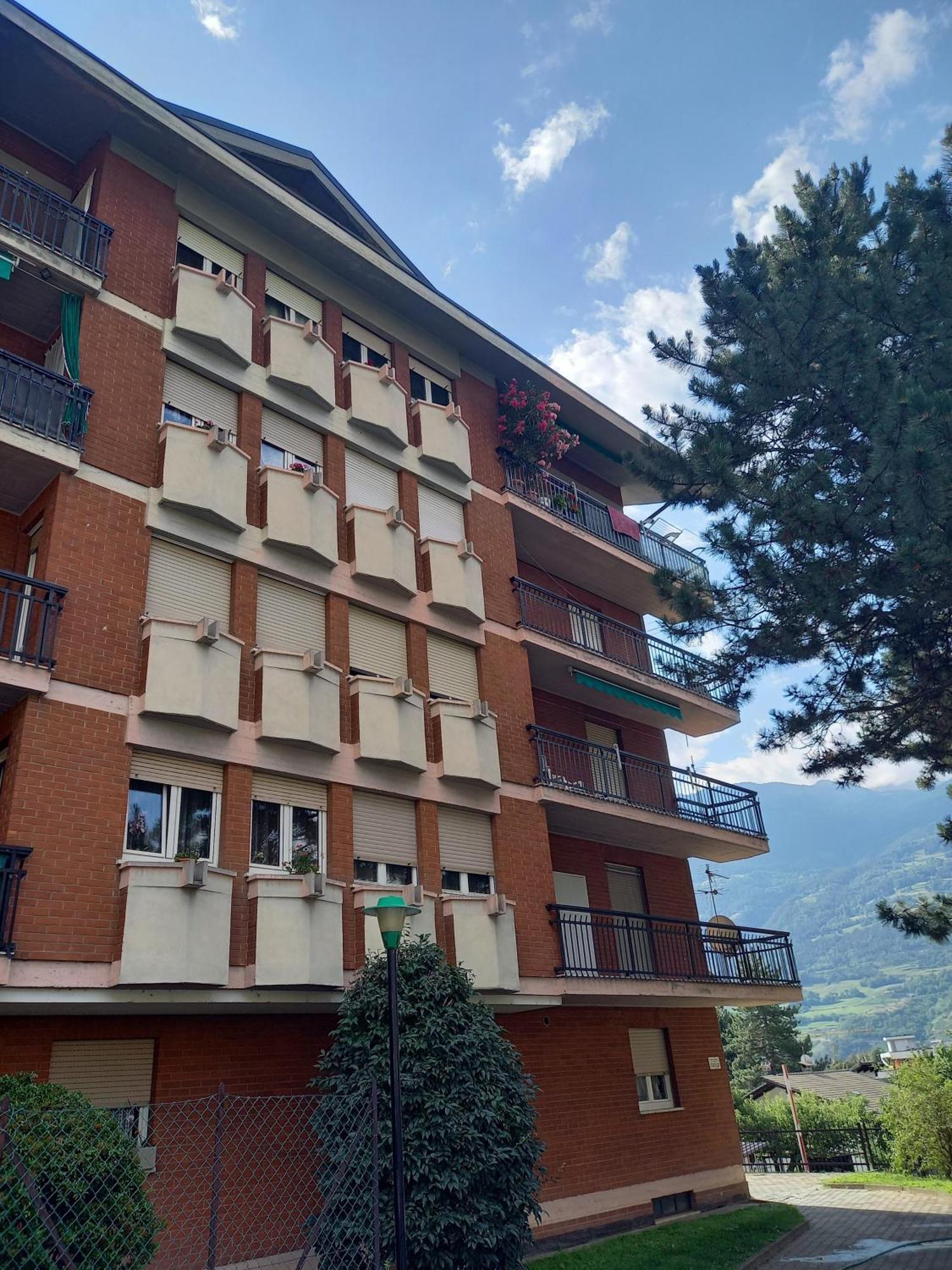 Appartamentochabloz Cir 0414 Аоста Екстер'єр фото